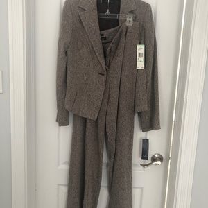 Vintage UQuality NWT Anne Klein suit